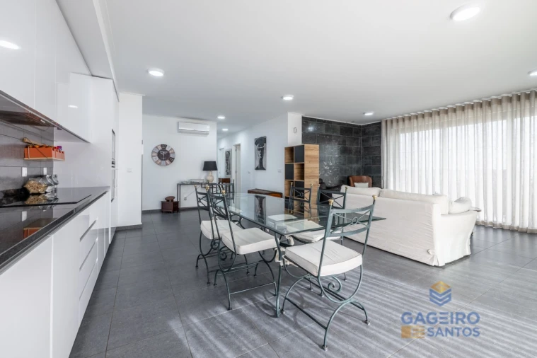 Moradia T3 para Venda em Tornada e Salir do Porto Foto 2