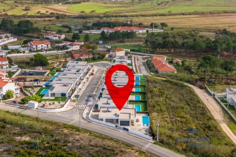 Moradia T3 para Venda em Tornada e Salir do Porto Foto 45