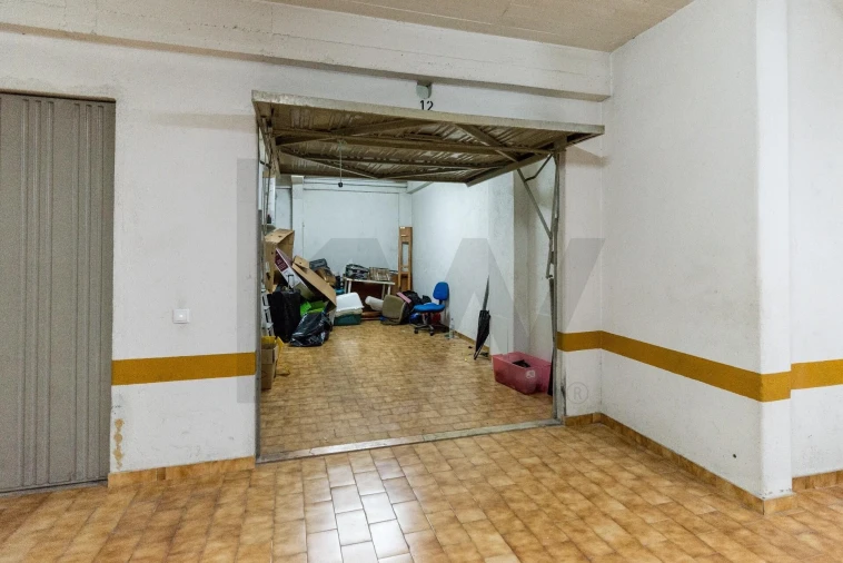 Apartamento T3 para Venda em Massamá e Monte Abraão Foto 31
