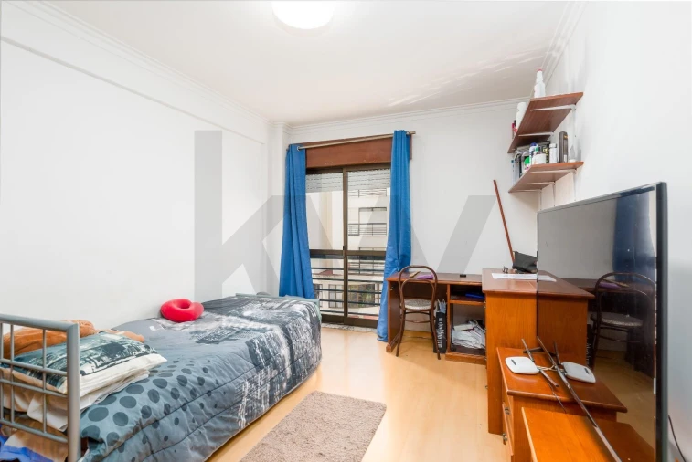 Apartamento T3 para Venda em Massamá e Monte Abraão Foto 17