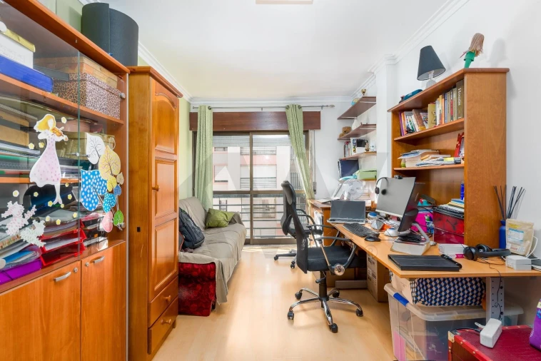 Apartamento T3 para Venda em Massamá e Monte Abraão Foto 21