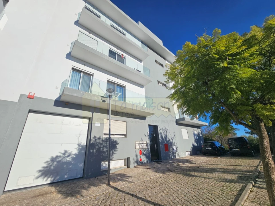 Apartamento T2 para Venda em Loule (São Sebastião) Foto 18