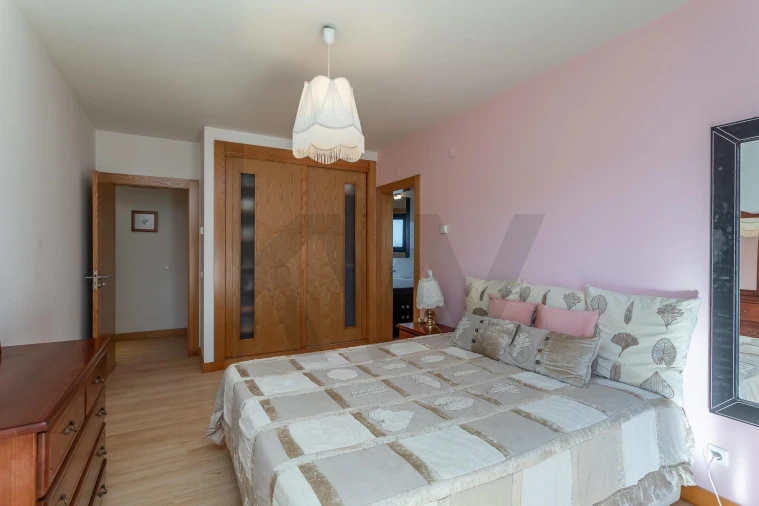 Apartamento T4 para Venda em São Domingos de Rana Foto 20