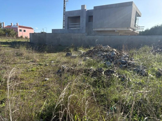 Terreno para Venda em Agualva e Mira-Sintra Foto 2