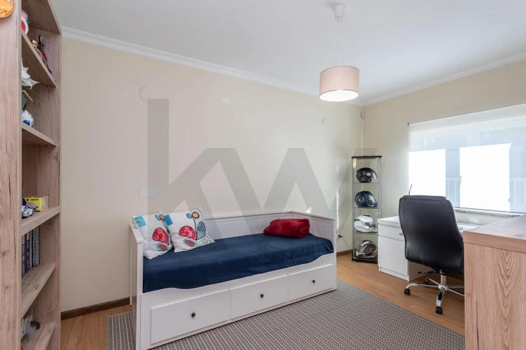 Moradia T4 para Venda em Azeitão (São Lourenço e São Simão) Foto 33