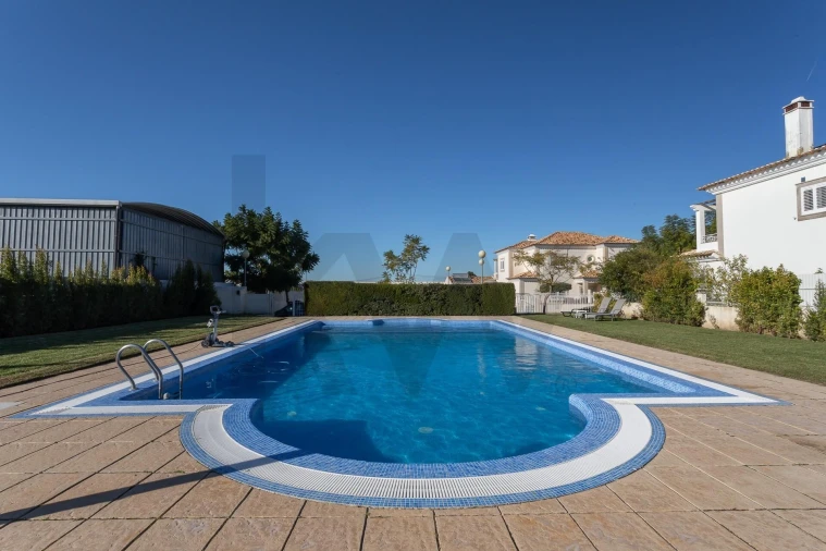 Moradia T4 para Venda em Azeitão (São Lourenço e São Simão) Foto 10