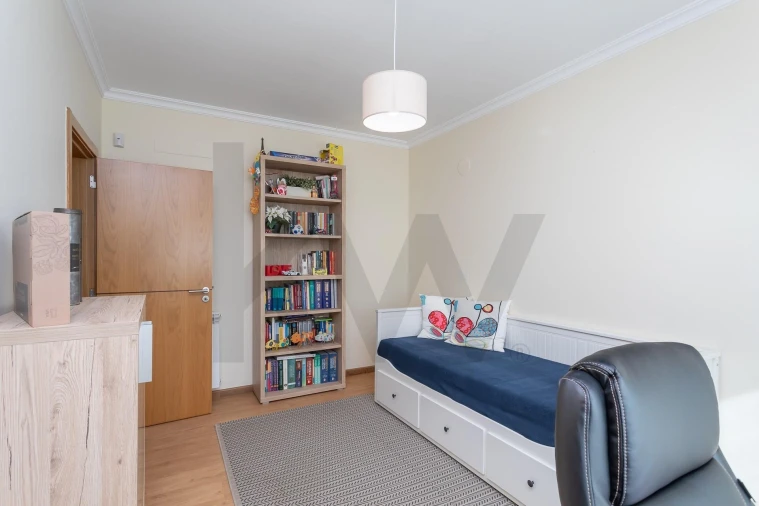 Moradia T4 para Venda em Azeitão (São Lourenço e São Simão) Foto 35