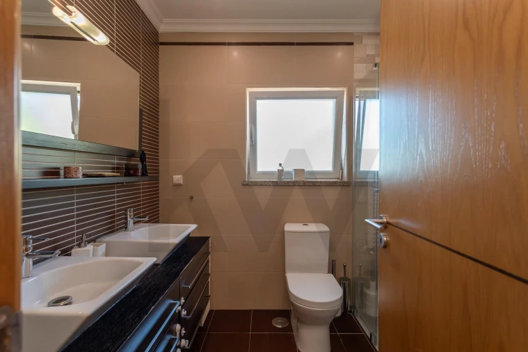 Moradia T4 para Venda em Azeitão (São Lourenço e São Simão) Foto 64