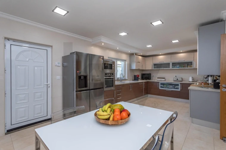 Moradia T4 para Venda em Azeitão (São Lourenço e São Simão) Foto 40