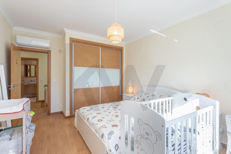 Moradia T4 para Venda em Azeitão (São Lourenço e São Simão) Foto 52