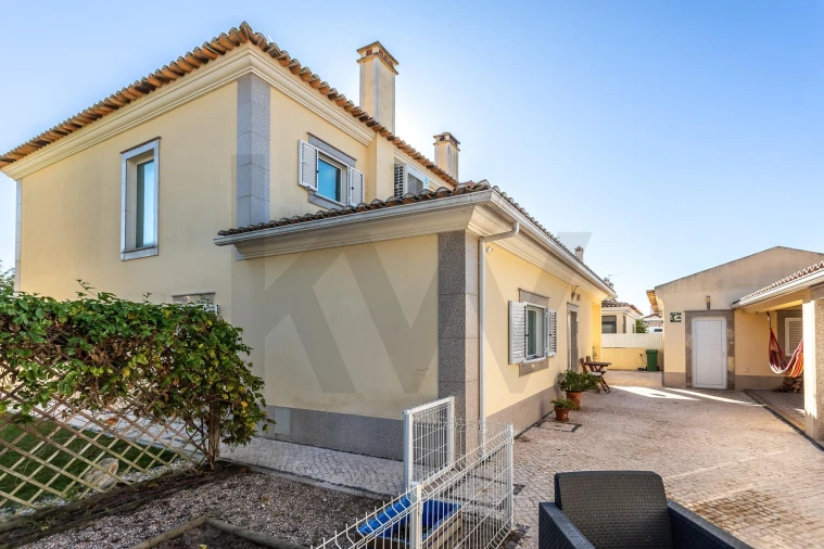 Moradia T4 para Venda em Azeitão (São Lourenço e São Simão) Foto 21