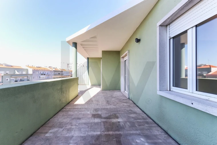 Apartamento T3 para Arrendamento em Alvalade Foto 36