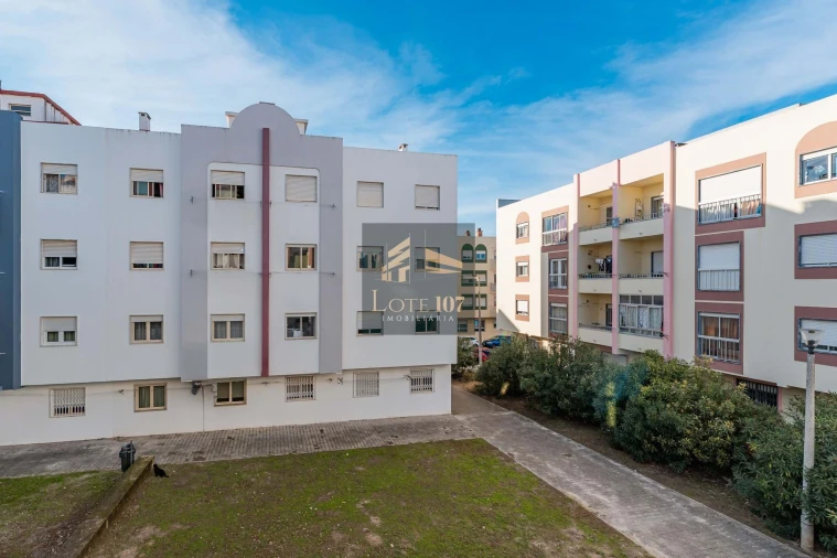 Apartamento T2 para Venda em Pinhal Novo Foto 26