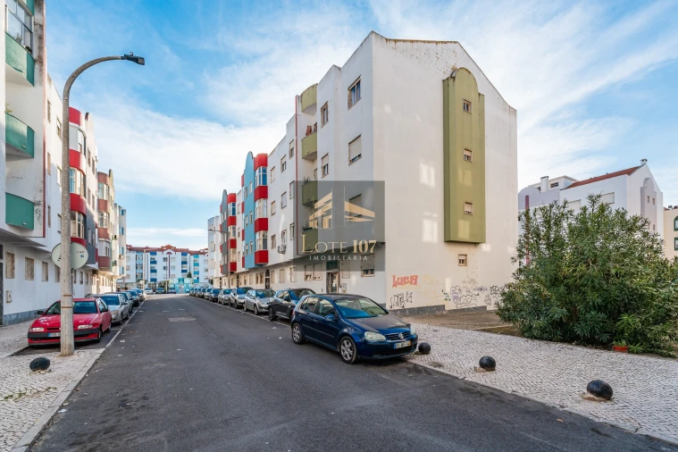 Apartamento T2 para Venda em Pinhal Novo Foto 27