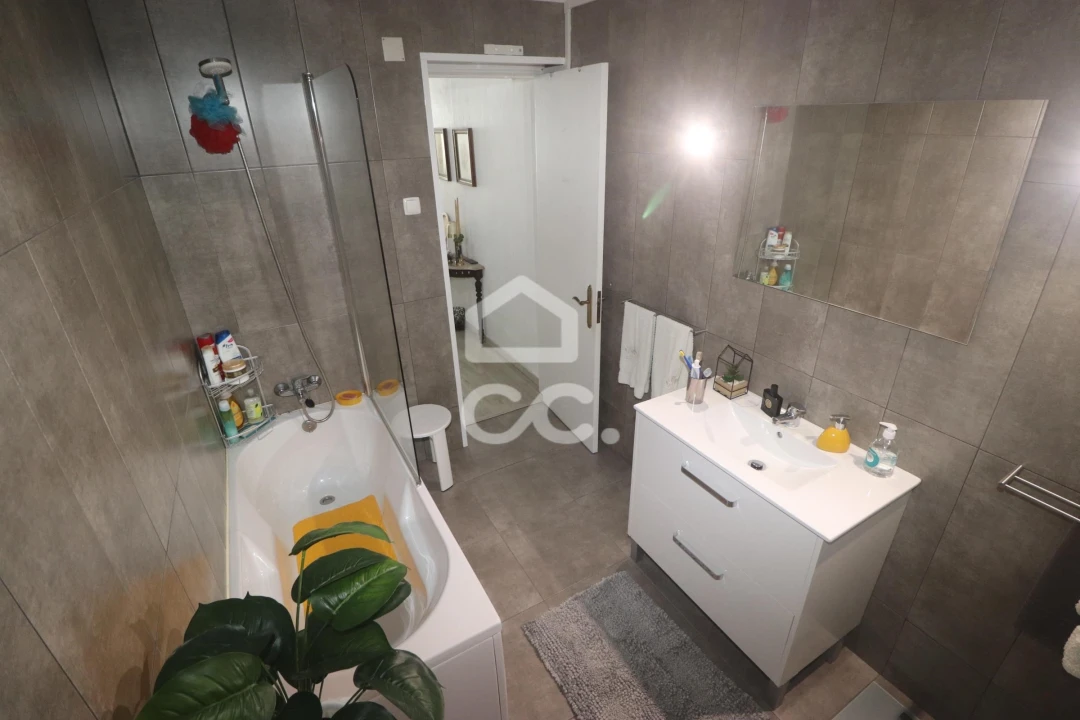 Moradia T3 para Venda em Ponta Delgada (São Pedro) Foto 19