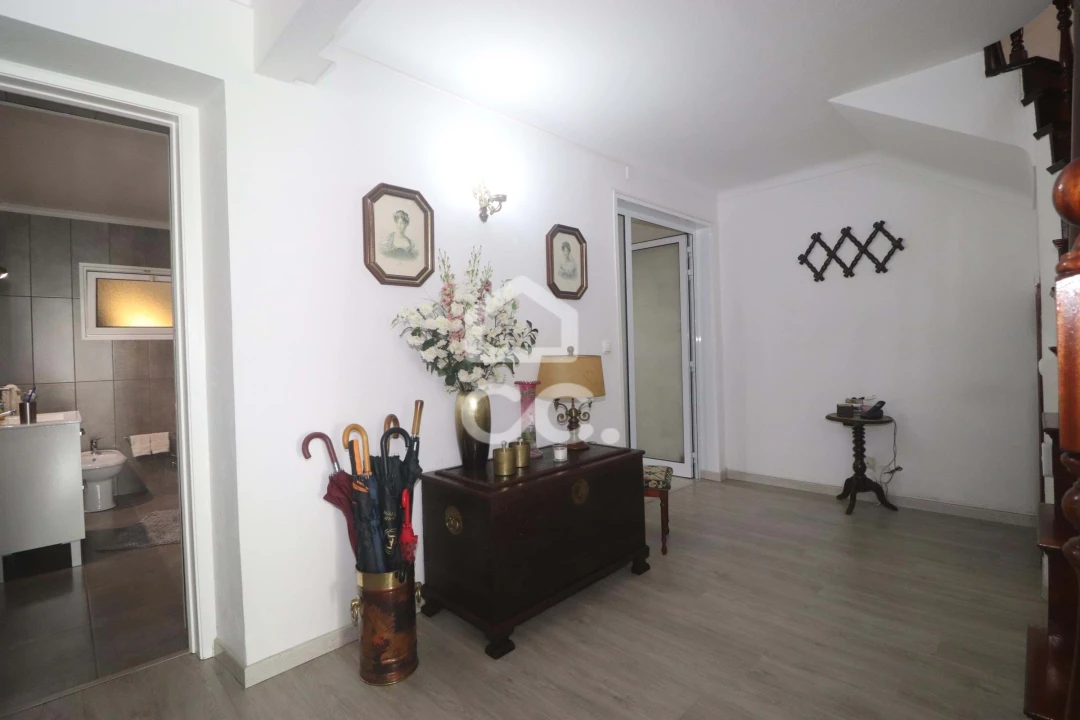 Moradia T3 para Venda em Ponta Delgada (São Pedro) Foto 14