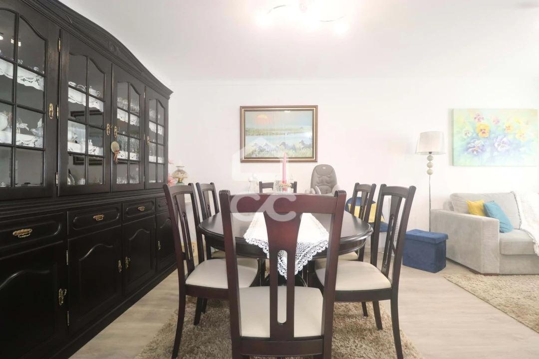 Moradia T3 para Venda em Ponta Delgada (São Pedro) Foto 11