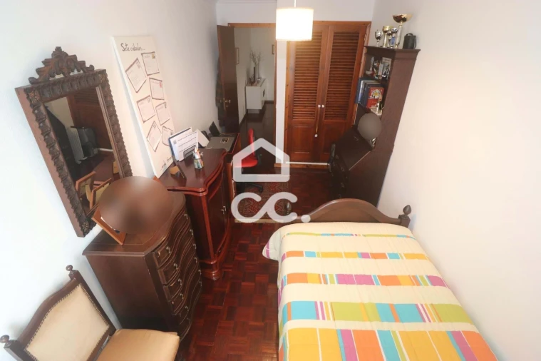 Moradia T3 para Venda em Ponta Delgada (São Pedro) Foto 35