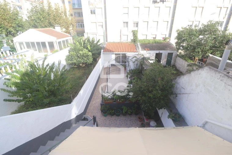 Moradia T3 para Venda em Ponta Delgada (São Pedro) Foto 44