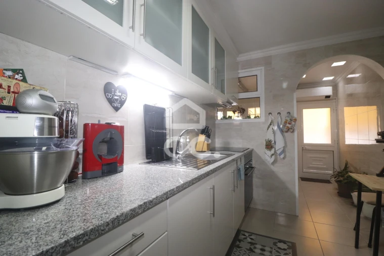 Moradia T3 para Venda em Ponta Delgada (São Pedro) Foto 21