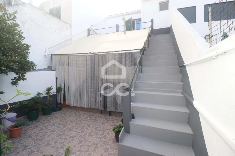 Moradia T3 para Venda em Ponta Delgada (São Pedro) Foto 40