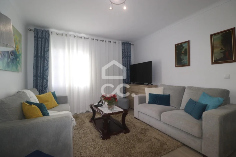 Moradia T3 para Venda em Ponta Delgada (São Pedro) Foto 9