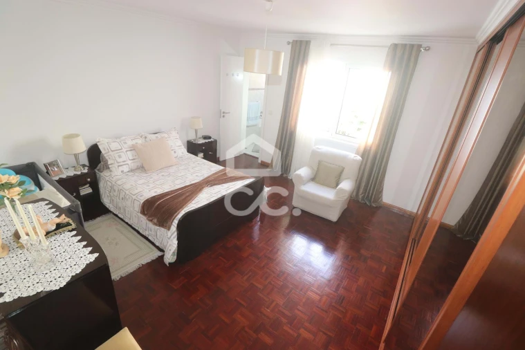 Moradia T3 para Venda em Ponta Delgada (São Pedro) Foto 30