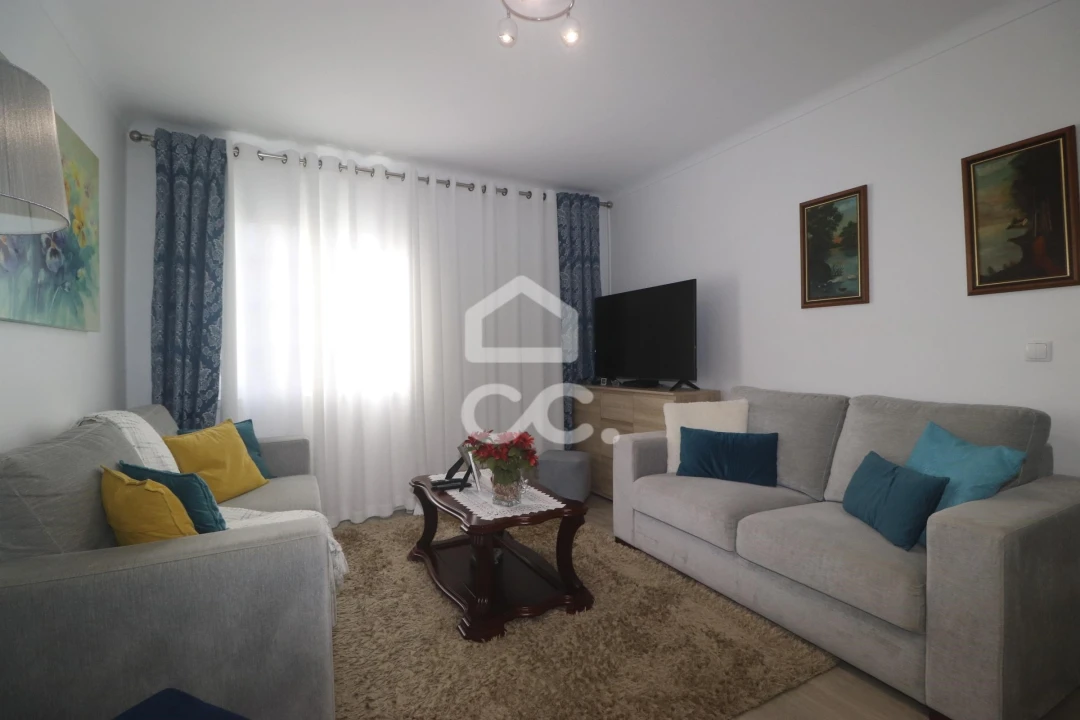 Moradia T3 para Venda em Ponta Delgada (São Pedro) Foto 9