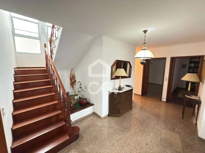 Moradia T4 para Venda em Lagoa (Nossa Senhora do Rosario) Foto 3