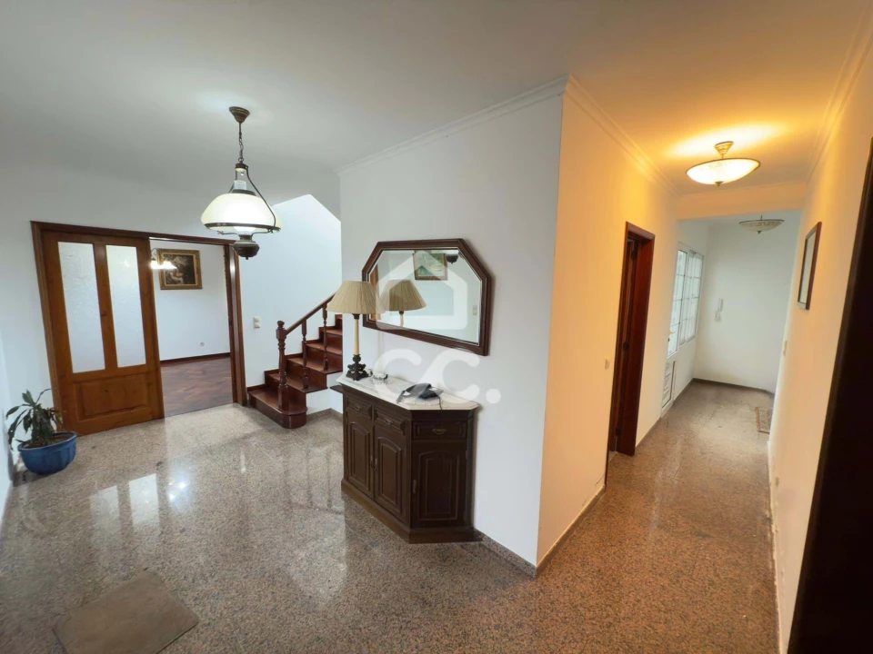 Moradia T4 para Venda em Lagoa (Nossa Senhora do Rosario) Foto 2