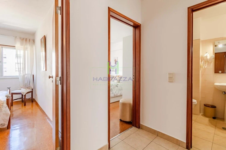 Apartamento T3 para Venda em Lagos (São Sebastião e Santa Maria) Foto 8