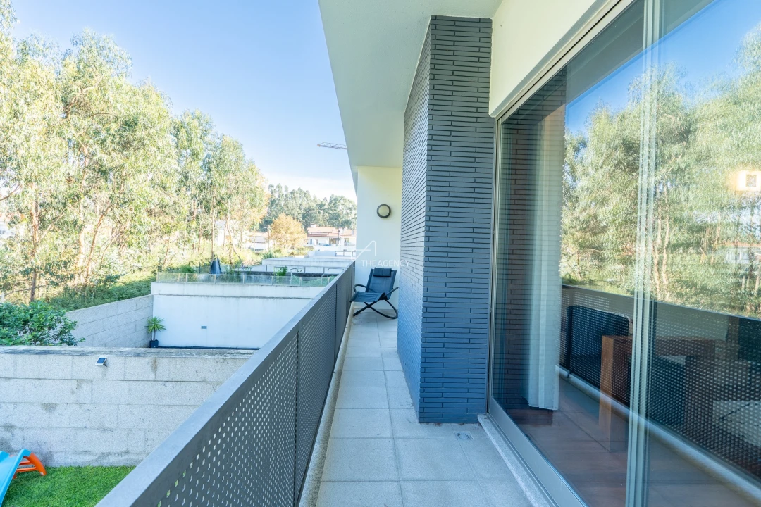 Moradia T3 para Venda em Castêlo da Maia Foto 35