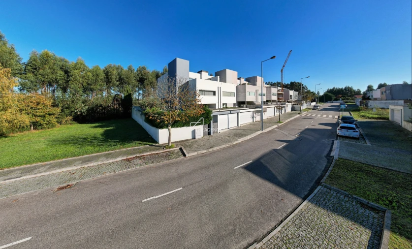 Moradia T3 para Venda em Castêlo da Maia Foto 3