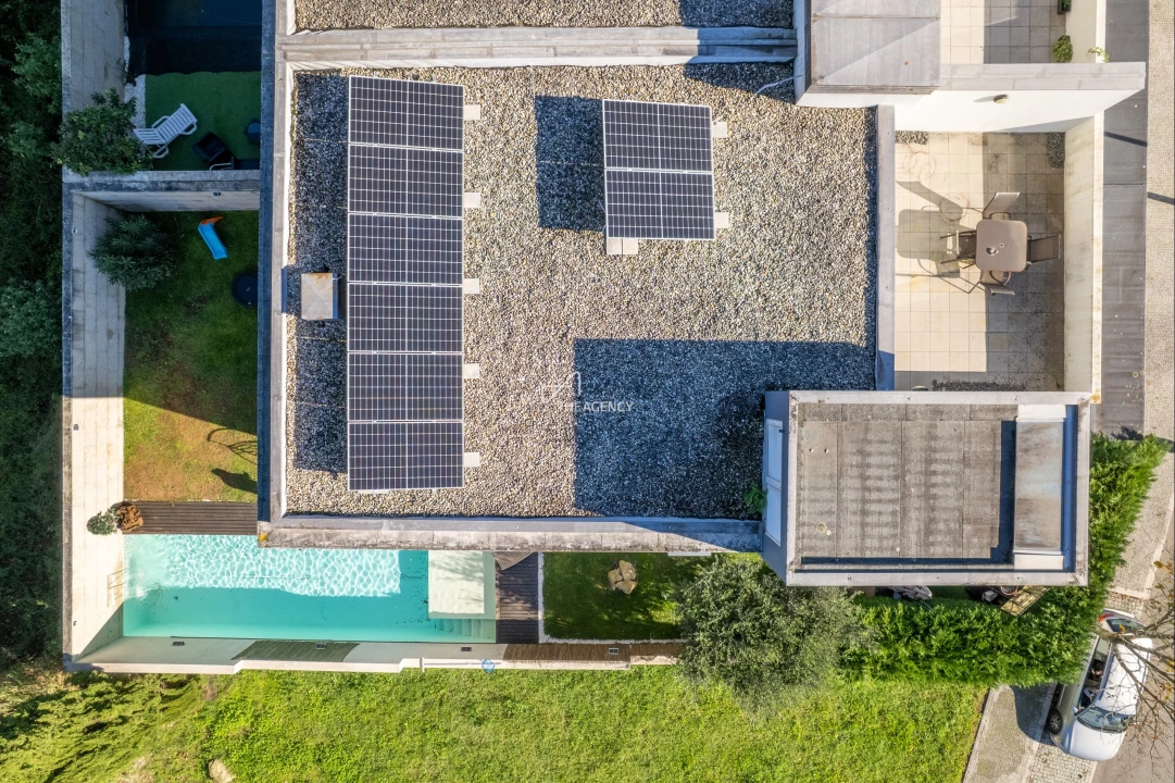 Moradia T3 para Venda em Castêlo da Maia Foto 60