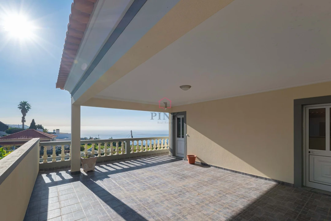 Moradia T3 para Venda em Estreito da Calheta Foto 25