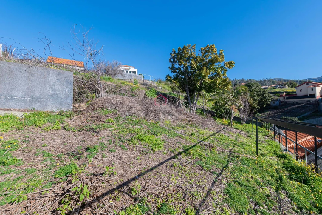 Moradia T3 para Venda em Estreito da Calheta Foto 37