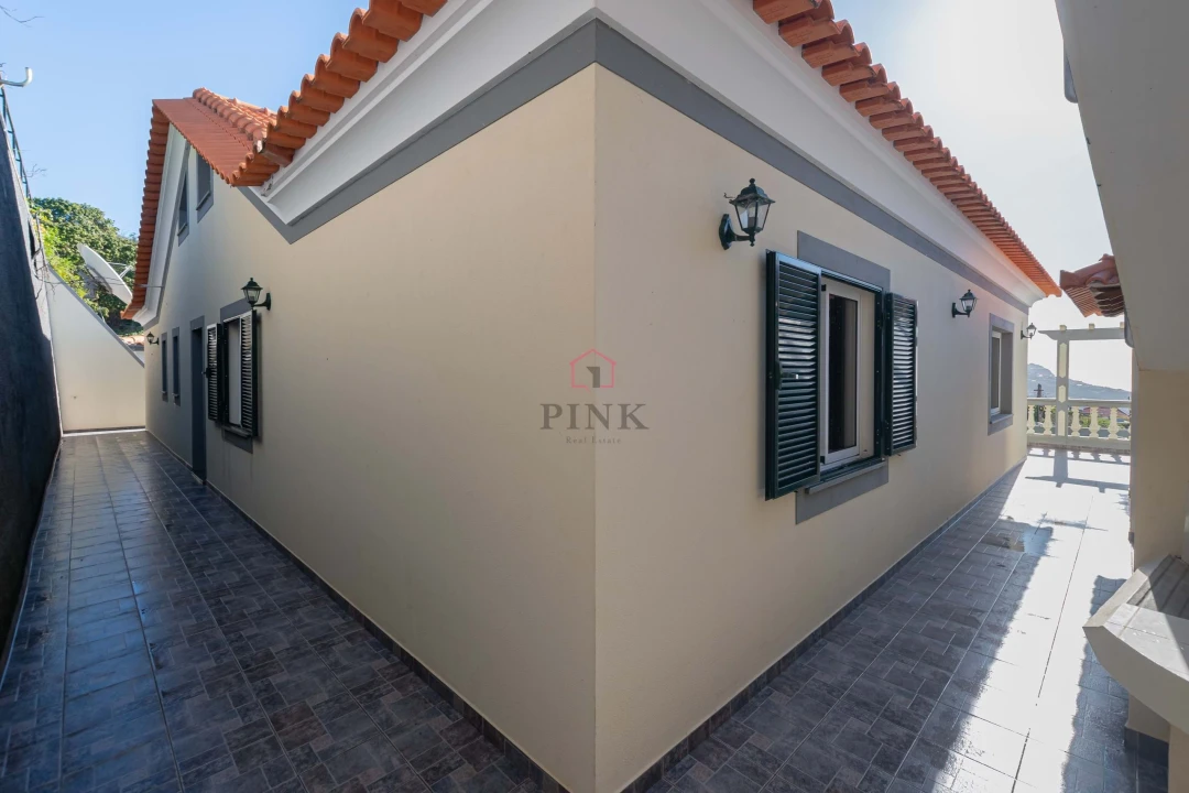 Moradia T3 para Venda em Estreito da Calheta Foto 39