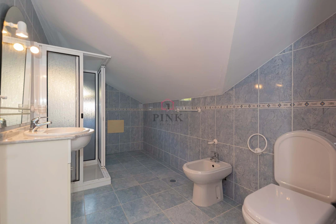 Moradia T3 para Venda em Estreito da Calheta Foto 33