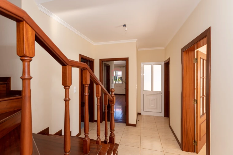 Moradia T3 para Venda em Estreito da Calheta Foto 11