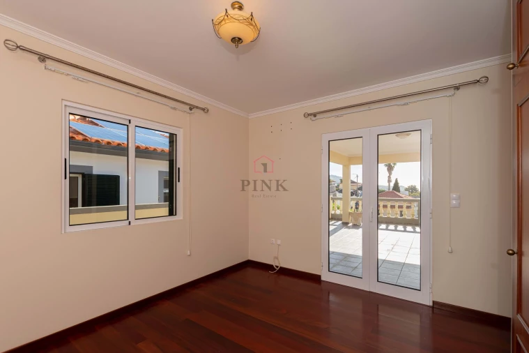 Moradia T3 para Venda em Estreito da Calheta Foto 22