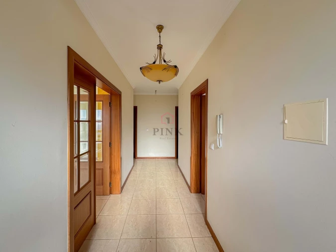 Moradia T3 para Venda em Estreito da Calheta Foto 5