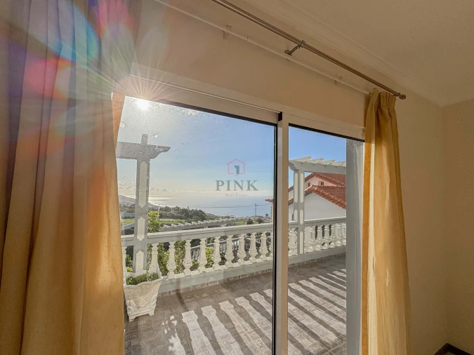 Moradia T3 para Venda em Estreito da Calheta Foto 7