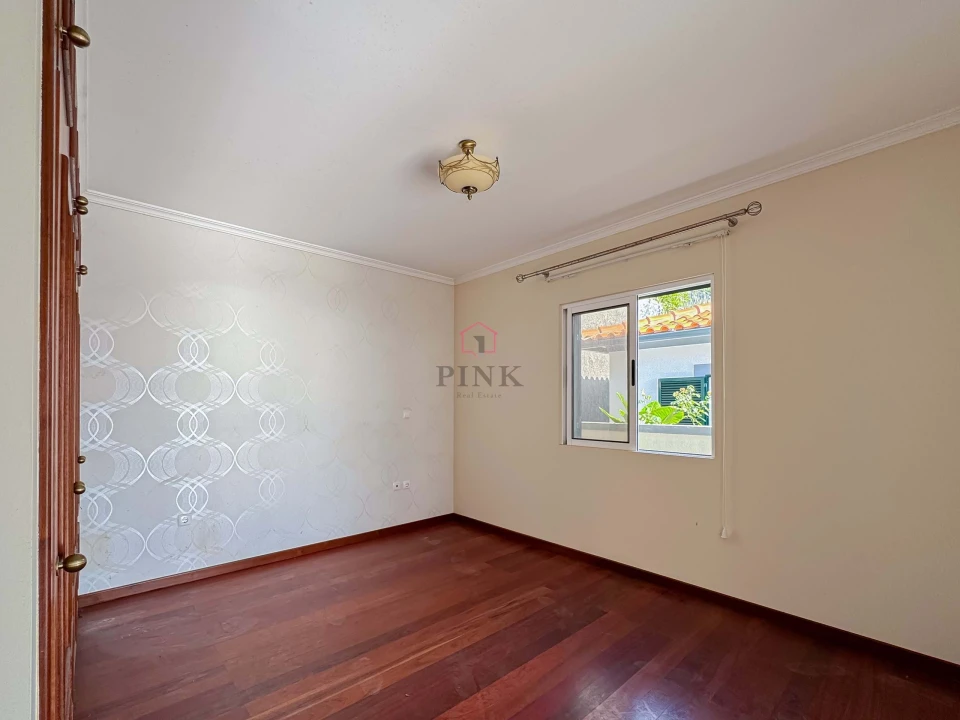 Moradia T3 para Venda em Estreito da Calheta Foto 20