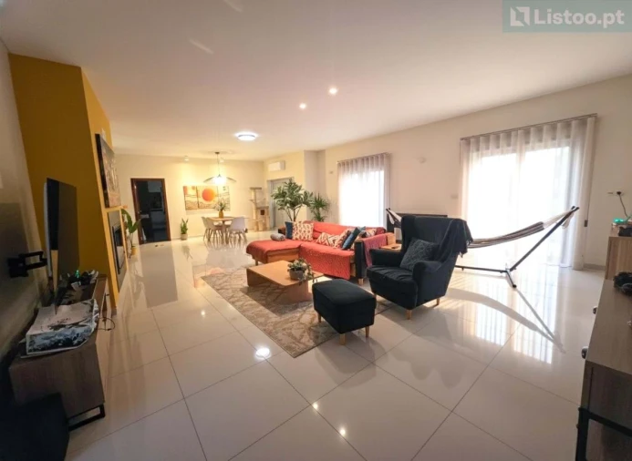 Moradia T5 para Venda em Leiria, Pousos, Barreira e Cortes Foto 16