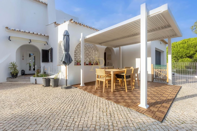 Moradia T4 para Venda em Lagoa e Carvoeiro Foto 6