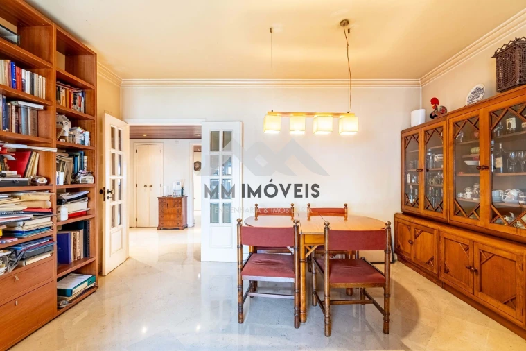 Apartamento T3 para Venda em Algés, Linda-A-Velha e Cruz Quebrada-Dafundo Foto 5