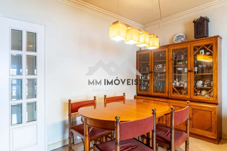 Apartamento T3 para Venda em Algés, Linda-A-Velha e Cruz Quebrada-Dafundo Foto 6