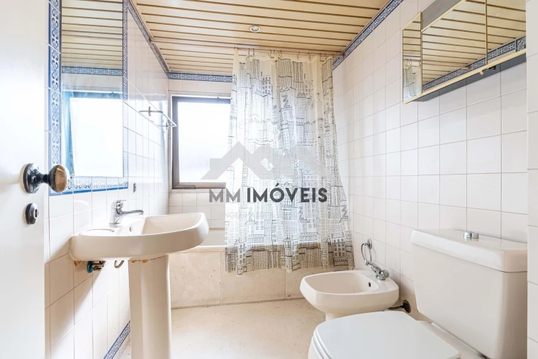 Apartamento T3 para Venda em Algés, Linda-A-Velha e Cruz Quebrada-Dafundo Foto 25