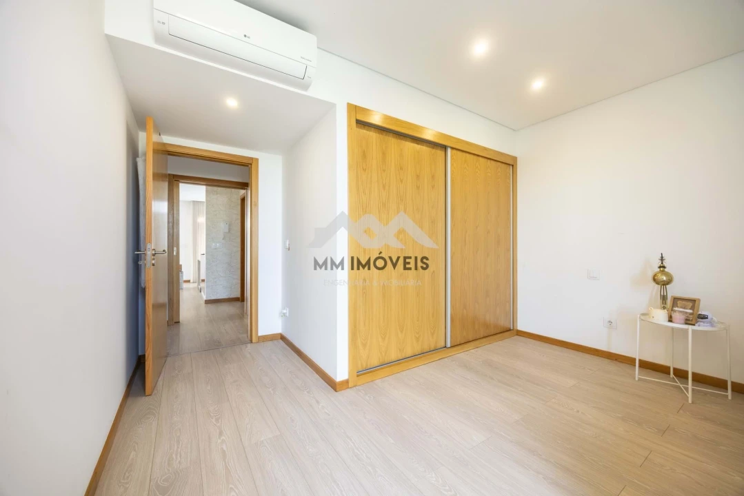 Moradia T3 para Venda em Cristelo Foto 53