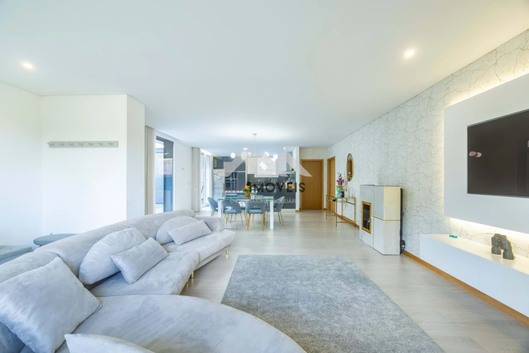 Moradia T3 para Venda em Cristelo Foto 42